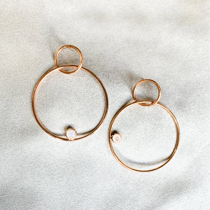 Casual and fun, these pretty hoops are everyday essentials. Pair it with your favourite jeans and tee or a cute little dress, it works with all your outfits. These easy-breezy earrings also make for excellent gifts, since they are so easy to love <3